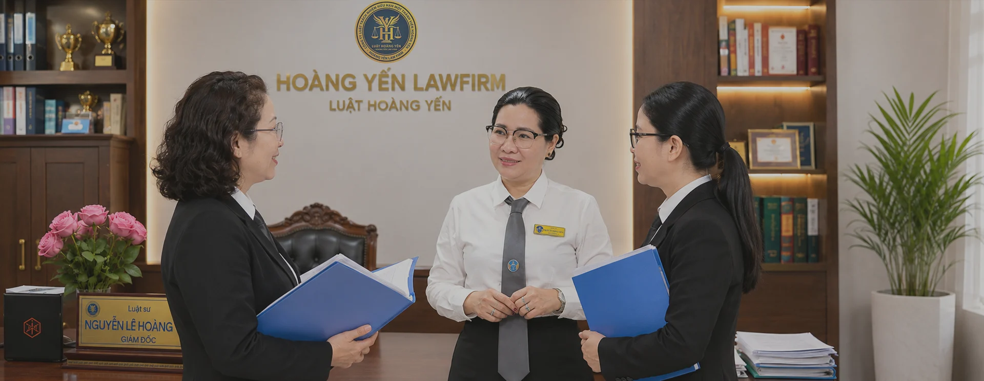 đội ngũ luật hoàng yến